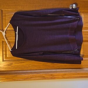 Athleta maroon sweatshirt